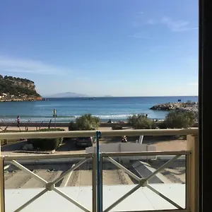 Front De Mer Les Pieds Dans L'eau Carry-le-Rouet